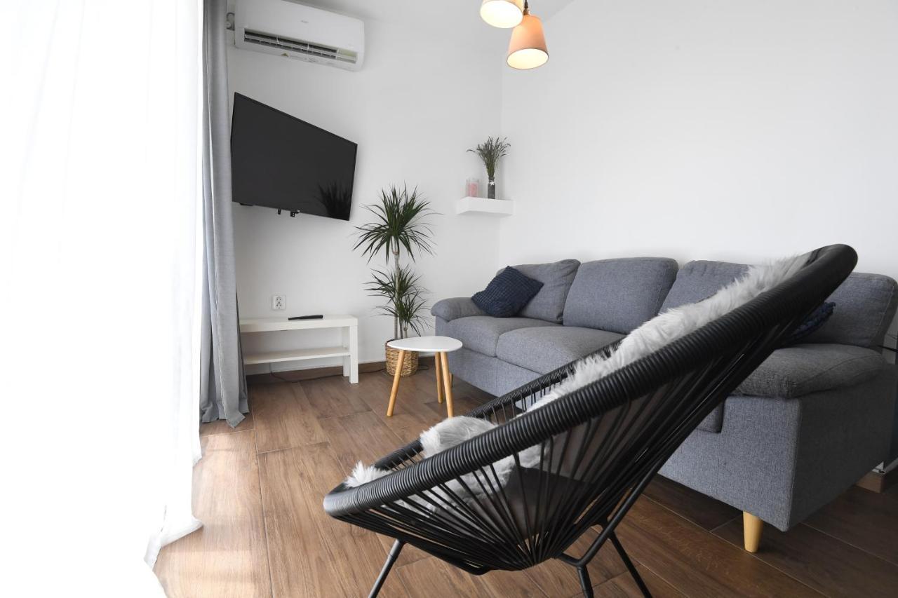 Apartment Linda Zara Esterno foto